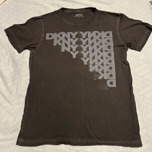 NWOT Men’s small DKNYC brown graphic T-shirt